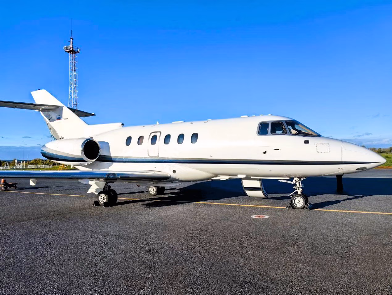 Hawker 800 XP